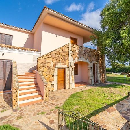 Iss Travel, Pedra Rosa 2 Bedroom Apartments With Private Terrace And Air Conditioning Сан Теодоро Екстериор снимка